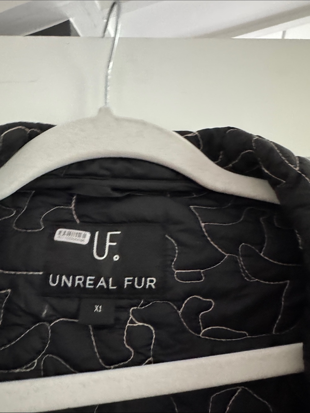 Universal Black Quilted Puffer Jacket - Picture 2 of 4